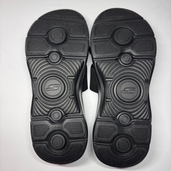 Skechers Women's Wide Fit GOwalk Arch Fit 2.0 Sandals, Size 10 W, 10 wide, black - Picture 3 of 16